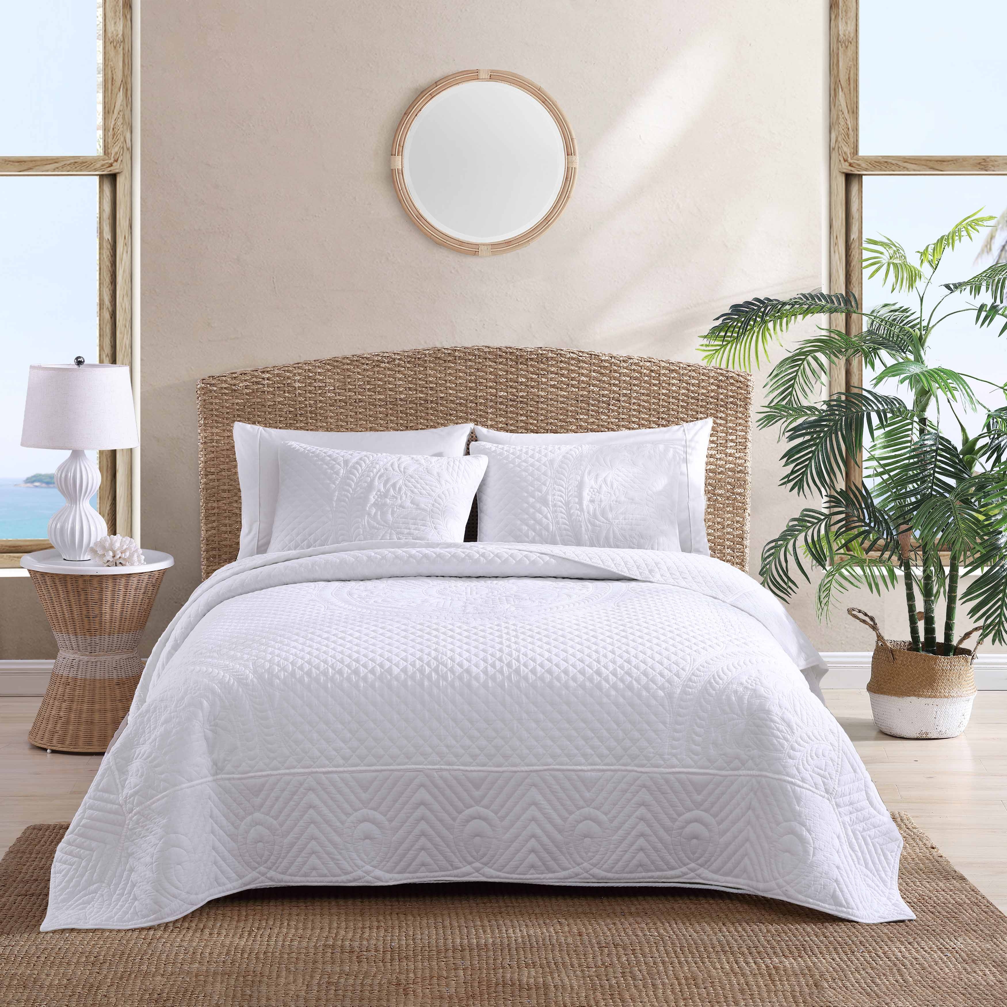 Tommy Bahama Pineapple Resort White Cotton Quilt Sham s On